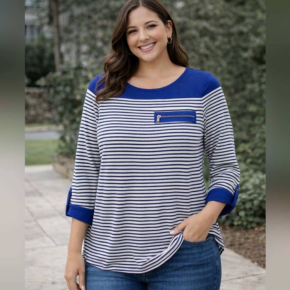 Blue and White Striped Women's 3/4 Sleeve Button Accent Top. Sz XL
